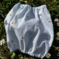 Snood pour chien en coton - motif rayé avec petites pâquerettes brodées